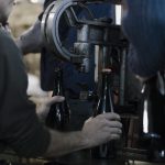 Photo de la mise en capsule lors du tirage